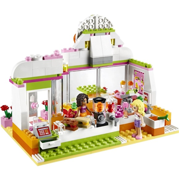 LEGO Friends 41035 Heartlake Juice Bar - Picture 2 of 11